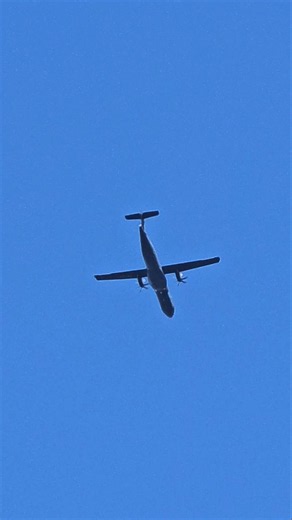 Alsie Express ATR 72-500 [OY-CLY] Flying Over Runfold