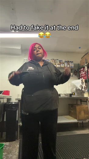 Don’t come at me for hard. I’m going off the pure memory of how many times I done seen this dance on my timeline 😂 #liberiangirl #dance #dancetok