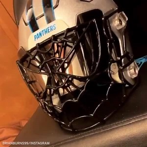 This Spider-Man face mask is 🔥 (via brianburns99/Instagram) | ESPN