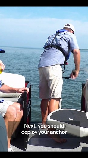 10K views · 26 reactions | Boating Safety Tip: what to do in case of an emergency or break down #boating #learntoboat #boatingtips #safety #yourbridgetoboating #boatsalty #BOAT #lakehopatcong #highlandsnj #bridgemarina | Bridge Marina, Inc. | Facebook