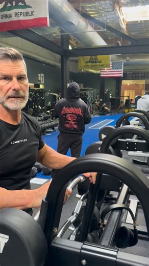 A nice little combo to fire up the biceps and core | Clark Bartram