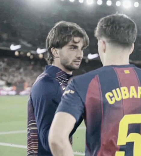 Ferran Torres messy dry hair haircut ideas
