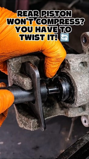 Never Force a Rear Piston Again — The Wind-Back Tool Hack!#automobile