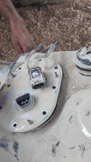 Understanding Mechanical Devices: Cylindrical Components Explained