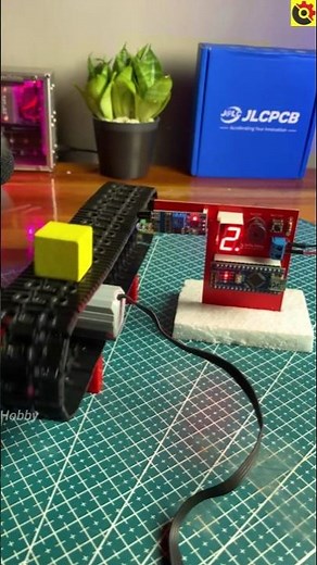 Arduino Counting Machine Using an IR Sensor #jlcpcb #arduino ‪@sritu_hobby‬