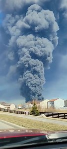Walmart Distribution Center fire in Plainfield, IN seen from Avon, IN via @GBlinebury on Twitter There are no reported Injuries to workers or firefighters as of this post. - 3/16/22 | Ohio News and Weather