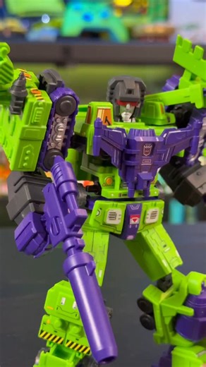 Geek Culture on Instagram: "Devastator, Merge for the Kill! Having collected the 6 Constructicons from across the Blokees Transformers Defender Versions 1 to 3, we are now able to assemble Devastator thanks to the assembly kit. #Transformers #Blokees #Devastator #Constructicons #Geek"