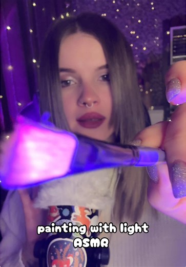 Painting with Light: ASMR Visual Relaxation Experience