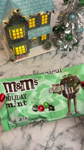 28 reactions | M&Ms Holiday Mint Candy! One of my favorites! #canndy #asmr #mmschocolate #food #candycandy @mmschocolate | Scattered Adventures | Facebook