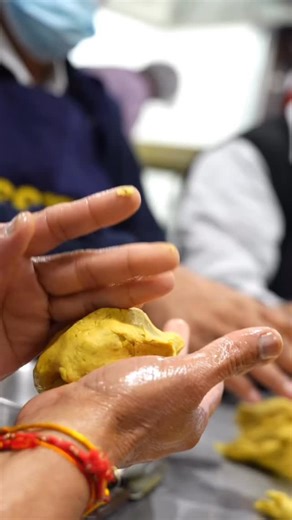 Many hands, one heart ❤️ Sevaks coming together to prepare prasad boxes for Ankoot day. Spreading light, love, and community spirit this Diwali 🌼🪔 Jay Shree Swaminarayan #DiwaliAtSSTW #Seva #AnkootCelebration #Community #Unity #dīwali2025 | Shree Swaminarayan Temple - Willesden