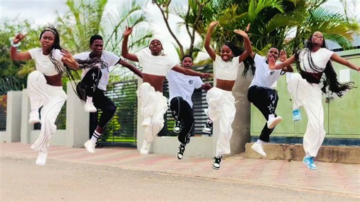 Best Lekompo Dancing Group by Black Dynamites