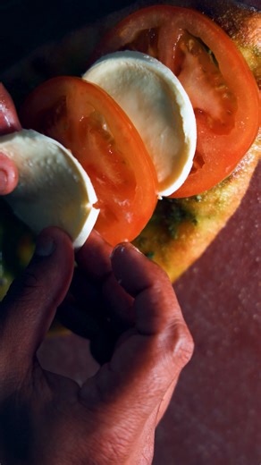 Flatbreads, but make them irresistible! 🍕✨ From savory to bold, our selection of toppings means there’s a flavor for every craving at PRIMI. | PRIMI