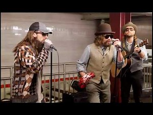 Maroon 5 and Jimmy Fallon Go Undercover to Busk in the New York City Subway