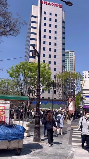 Nagwon Sangga: Largest Musical Instrument Shop in Seoul