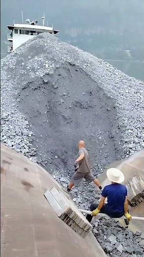 How Aggregates & Mining Machinery Work Together 🚜