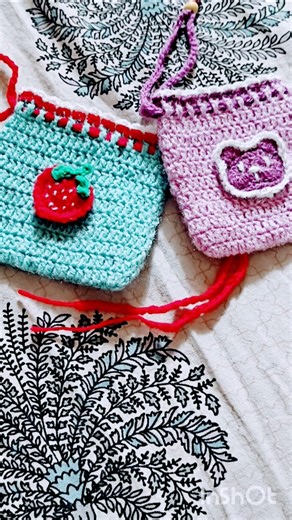 Mini Pouch Tutorial// Drawstring Pouch @CraftPopups #crochetforbeginners #crochetpouch #crochet