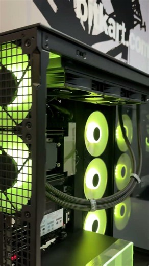 Remember the Threadripper teaser?Here’s the monster it belongs to! ‪@AMD‬ #threadripper9960x #bitkart