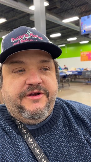 Too Many Chimps at Goodwill for Scalper to Make Any Money | One Foot Flipper