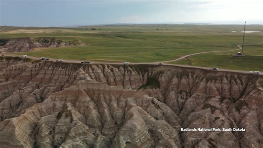 Dansar med vargar: Drönarbilder av verkliga filmplatser
