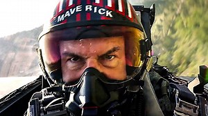 7.3M views · 146K reactions | That's the kind of Tom Cruise madness that makes Top Gun the biggest movie of the year. | Boxoffice Movie Scenes | Facebook