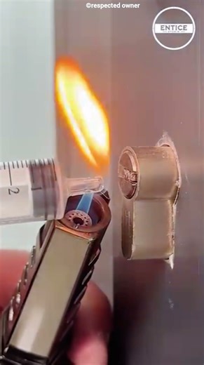 Remove Broken Key in Seconds! 🔑