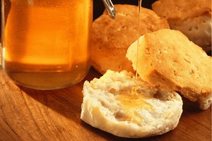 Pillsbury Grands Frozen Biscuits in Air Fryer