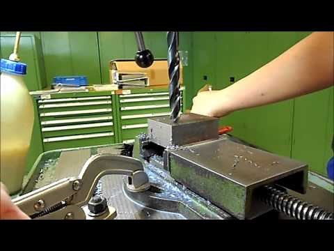 Bohren - Video von und für Industriemechaniker-Azubis / 1. Jahr