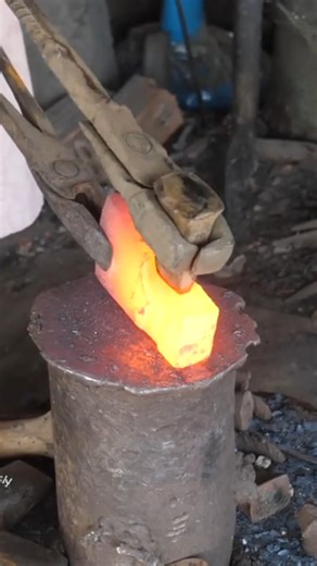 How To Turn Bearing Ball And Spring Leaf Into An Axe #amazingkkdaily #metalworks #diytools #a #blacksmith #diy | METAL WORKS