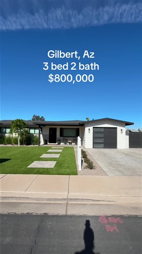🏡✨ Gilbert, Arizona✨🏡 Absolutely in love with this 3 bed, 2 bath home with a spacious 1,500 SqFt floor plan!🌵🏜️ You’ll be just minutes from: * Stores, restaurants, malls and more🛍️ * Gyms, grocery stores, gas stations💪🏾⛽️ * easy freeway access 🛣️ Comment
