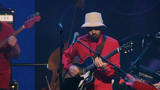 Ryan Prebble from Fly My Pretties leads with this gritty, guitar stomping track 'Nice N Easy' recorded live at Massey University Wellington. This is the first taste of the upcoming 'deluxe' version of their album - 'Elemental' In the meantime - listen/stream 'Nice N Easy' here: https://ffm.to/nice-n-easy | Loop