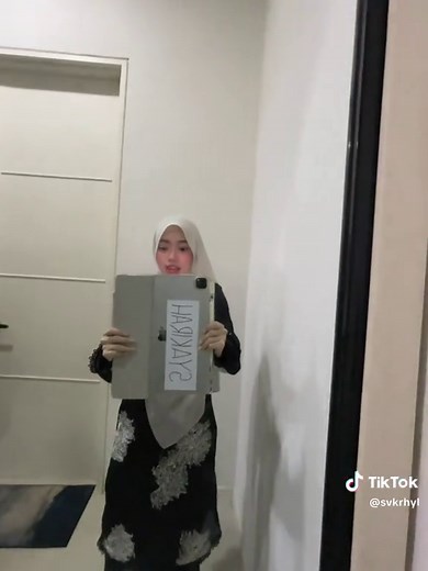 2022 12.9-inch iPad Pro (6th Gen) M2
