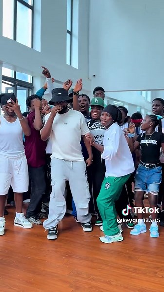 Happy Birthday Dance Celebrations and Ideas