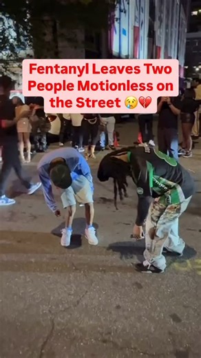 They look asleep… but they’re standing. The fentanyl crisis hits hard — two people caught in a frozen daze on the sidewalk. Scary or sad? 😓💊 🎥 thatssuperstarjamo / TikTok 🏷️ #usa #newyork #losangeles #chicago #houston #phoenix #philadelphia #sanantonio #sandiego #dallas #austin #california #texas #florida #miami #atlanta #boston #denver #seattle #washington #arizona #missouri #stlouis | Northly America