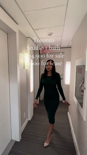 Welcome to Ice Condos in downtown Toronto! This rare high-floor unit features a functional layout with a den that fits a double bed, 9 ft ceilings, hardwood floors, and southeast-facing floor-to-ceiling windows with breathtaking views of Lake Ontario and the city skyline. The modern kitchen includes stainless steel appliances, granite countertops, and designer cabinetry. Enjoy direct access to the PATH, Longo’s, and Maple Leaf Square Mall. Steps to Union Station, TTC, Scotiabank Arena, Financial