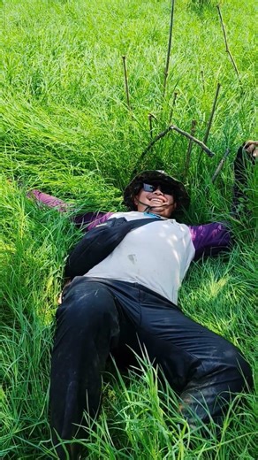 The team leader is exhausted and needs a nap.#shorts #shortvideo​#snackheadfishing​