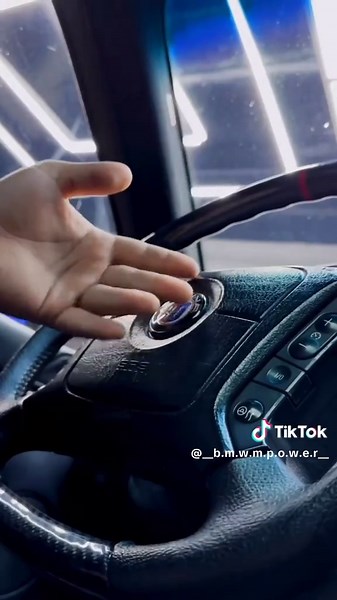 Alpina B12 6.0 V12 ( E38 ) - Luxury Car Review