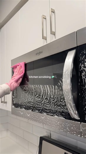 YOUR sign to clean kitchen 🫧🧼 #cleaning #cleantok #cleaningtips #cleaningmotivation #cleanwithme