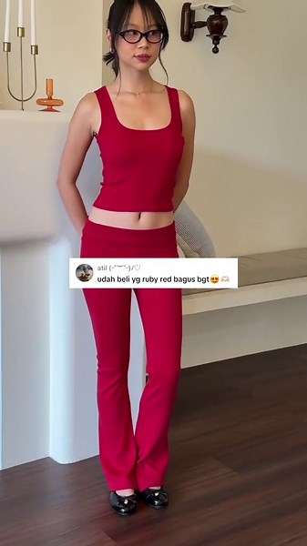 Red Tank Top Fashion: Stand Out This Season