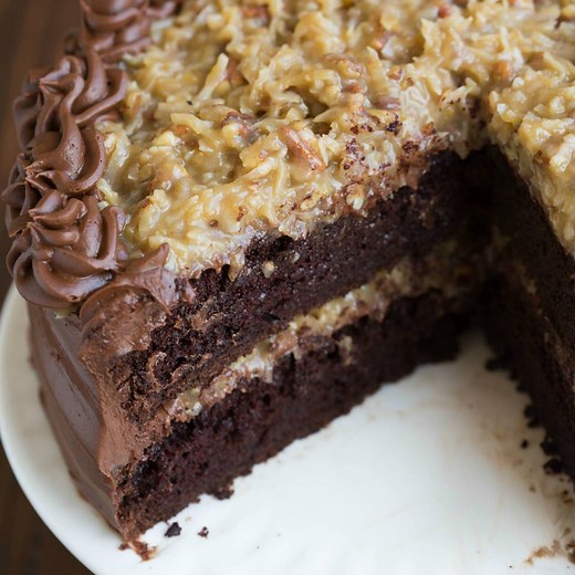 10M views · 347 reactions | The BEST homemade GERMAN CHOCOLATE CAKE with layers of coconut pecan frosting and chocolate frosting. This cake is incredible! https://tastesbetterfromscratch.com/german-chocolate-cake/ | Tastes Better From Scratch | Facebook