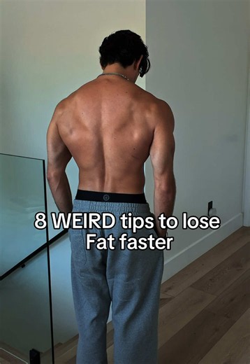 Here’s 8 fat loss tips nobody at a desk job thinks about ⬇️ 1. Stand up every 45-60 minutes: Sitting for hours straight slows digestion and circulation. A quick stand and stretch resets both and keeps your metabolism from stalling out during the workday. 2. Fix your mindset before you fix your schedule: You can have the perfect plan and still not follow it if your head isn’t in it. The people who actually change their body aren’t the ones with more willpower. They’re the ones who decided quittin