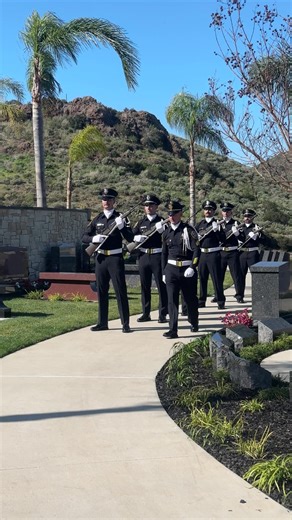 See final salute to Oxnard police commander