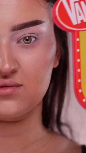 We’re celebrating Scorpio season along with our @vanswarpedtour X Jeffree Star Cosmetics Collab all week long! 🦂✨⁠ ⁠ Products Used ⤵️⁠ Vans Warped Tour X Jeffree Star Cosmetics Hand Mirror⁠ Scorpio Palette⁠ Gold Blooded Palette⁠ Velour Liquid Lipstick ‘Mosh Pit’⁠ ‘Warped Tour Red’⁠ ⁠ Shop the collection now ❤️‍🔥⚡️⁠ Limited Time Offers end 11/18/25 11:59pm pst.⁠ ⁠ 📹️ @lamario.makeup ⁠ ⁠ #jeffreestarcosmetics #jeffreestar #makeuplook #festivalmakeup #makeuptutorial #warpedtour #goldblooded⁠ ⁠ *