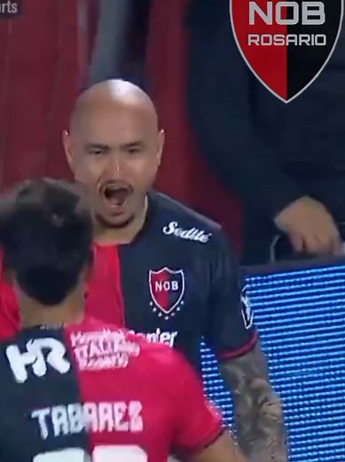 Gol de Carlos González contra Barracas Central