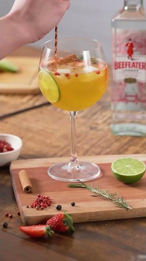 O MELHOR DRINK COM GIN E ESPECIARIAS I Como fazer Gin tropical #shorts