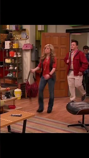 Spencer Stressing #icarly #spencer #nickelodeon