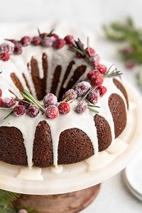 Deliciously Moist Gingerbread Cake Recipe