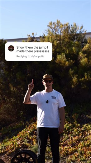 74Weld on Instagram: "The only thing bigger than this jump is this deal! 74W x MRW | 11.26 - 12.3 Get a FREE set of wheels with every Portal Axle Kit — up to $1,800 in value. Unlock it with code BF2025 at checkout • Toyota/Ford: Black Method 703 —17x8.5 | 6x5.5 | +35 • Jeep: Black Method 704-HD — 17x9 | 8x6.5 | +18 Plus: use code “BF15” for 15% off all accessories, suspension and steering components. Biggest sale of the year🔥"