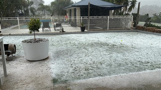 Severe thunderstorms bring hail, damaging winds across south-east Queensland as Bureau of Meteorology predicts wetter, warmer three months ahead