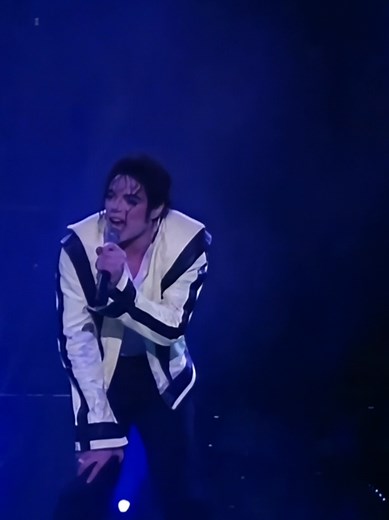 Michael Jackson's Thriller Live Performance in Munich