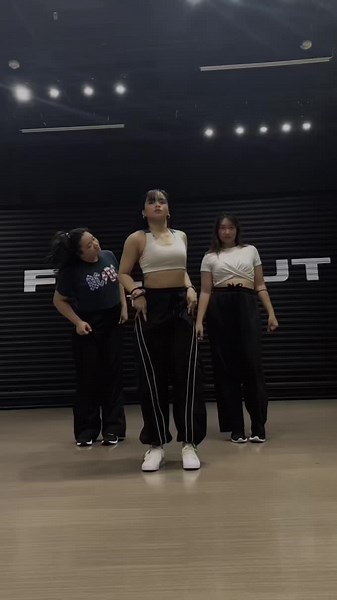 Marilag Dance Trend 2023: Join the Fun with Dionela